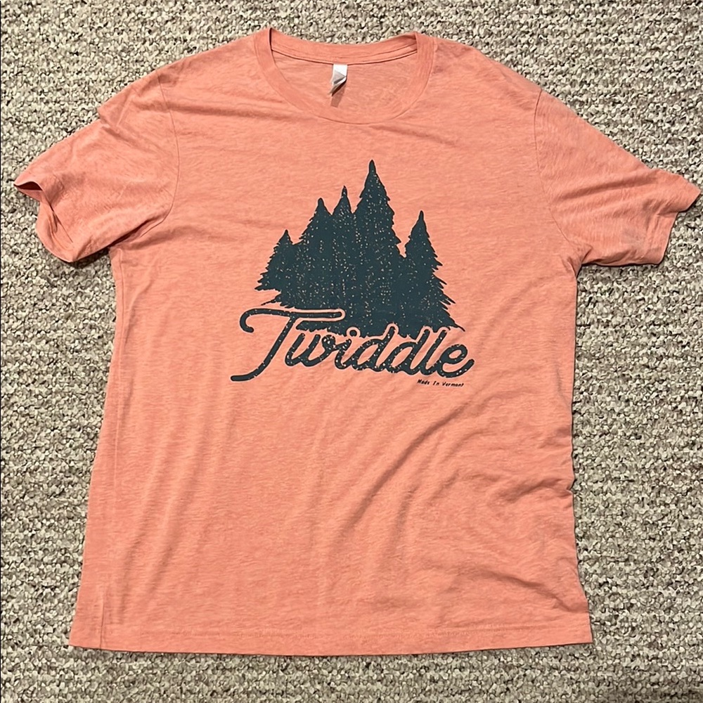 Men's Coral Graphic T-Shirt